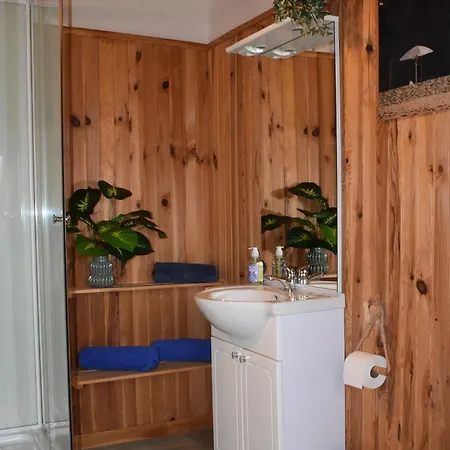 住宿加早餐酒店 Tresor En Bois D'hotes 3*