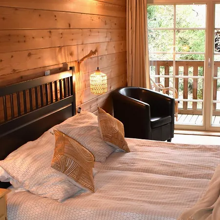 Tresor En Bois D'hotes 3*