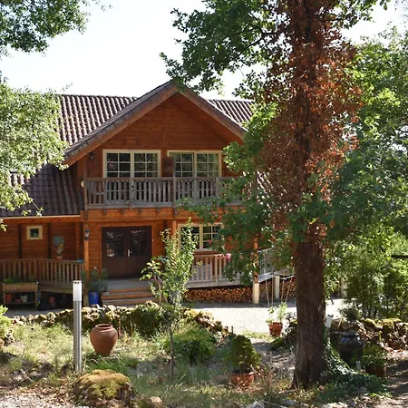 Tresor En Bois D'hotes Panzió Autoire