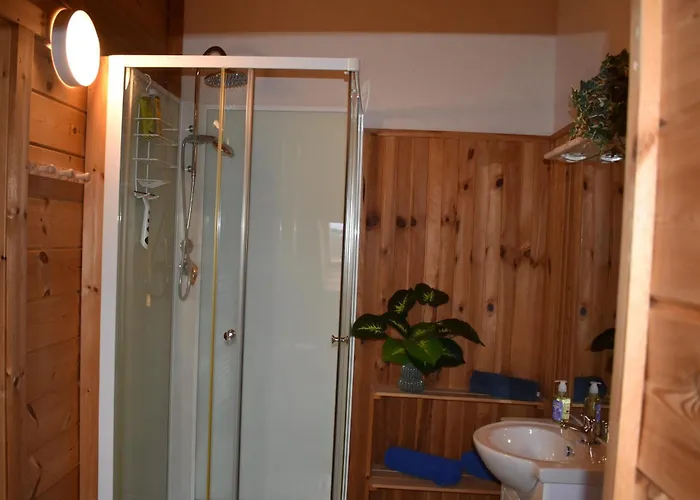 Bed and breakfast Trésor En Bois Autoire