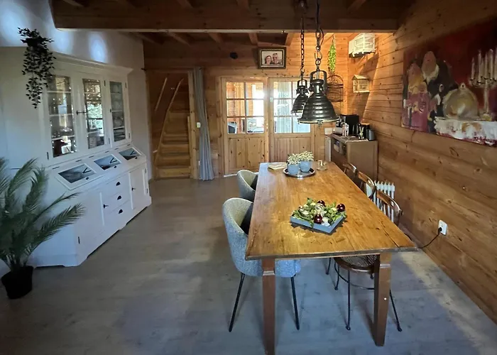 Tresor En Bois D'hotes